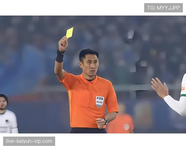 点球时其他队员提前进入禁区，裁判该如何判罚规则拆解