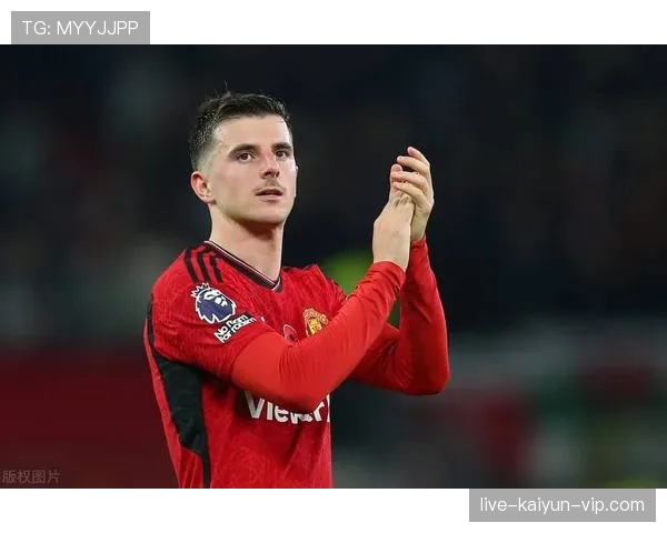 曼联防守体系漏洞频出：稳定性持续承压，对赛季走势形成制约