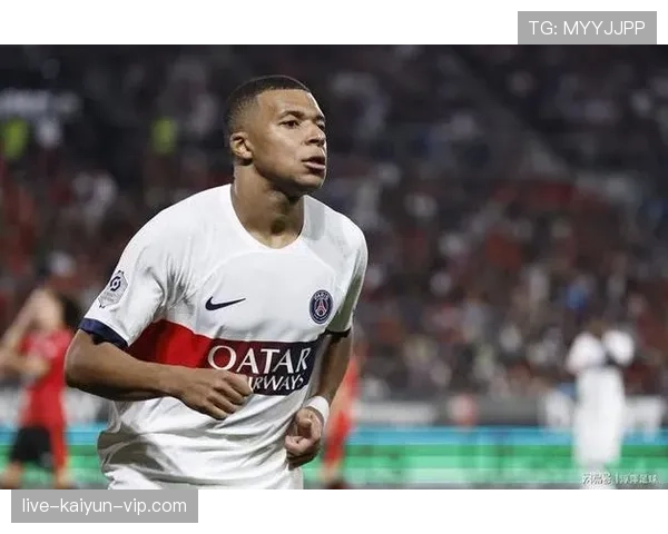 巴黎圣日耳曼的战术革命为何如此艰难？姆巴佩是核心还是体系的枷锁？